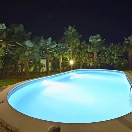 Ferienwohnung Fuer 5 Personen Ca 47 Qm In Porec, Istrien Istrische Riviera *