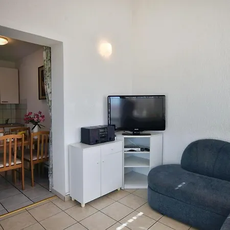 Apartment Ferienwohnung Fuer 5 Personen Ca 47 Qm In Porec, Istrien Istrische Riviera Poreč